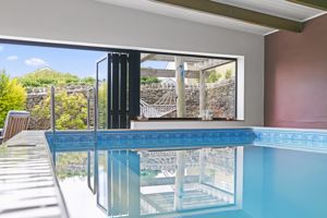 Photo 17- click for photo gallery